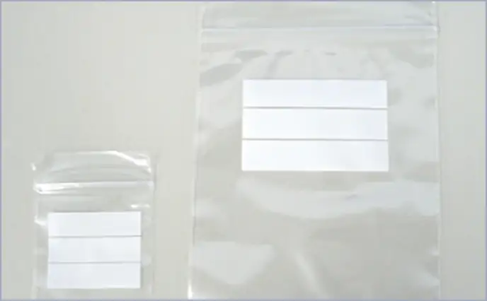 透明なチャック袋の画像