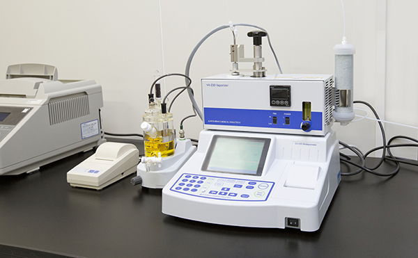 カールフィッシャー滴定法